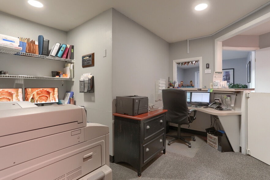 More Photos Of 2234 Cumberland St, Lebanon Storefront Retail Residential For Sale