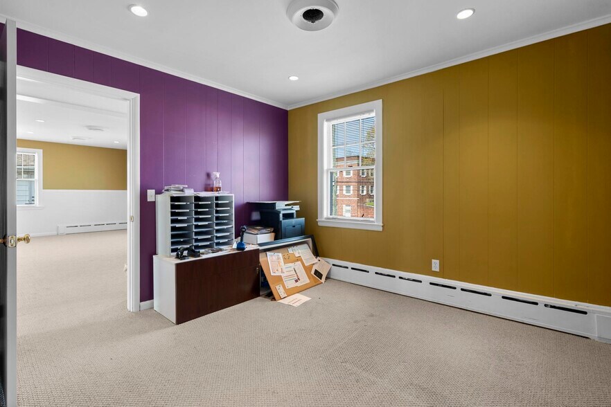 More Photos Of 158 East Ave, Norwalk Office For Lease