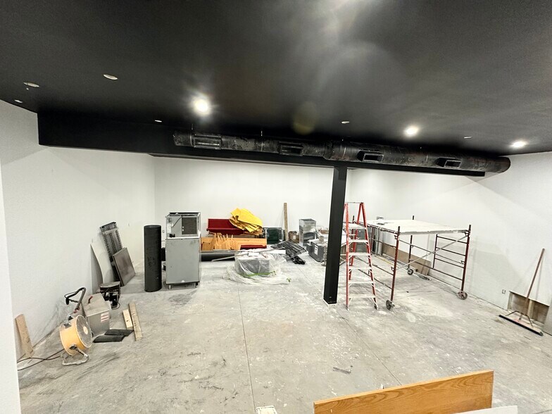 More Photos Of 42 Ontario St, Lambton Shores Storefront Retail Residential For Sale