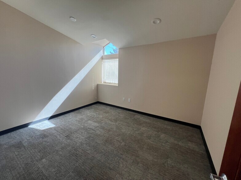More Photos Of 7201 N 7th St, Phoenix Loft Creative Space For Sale