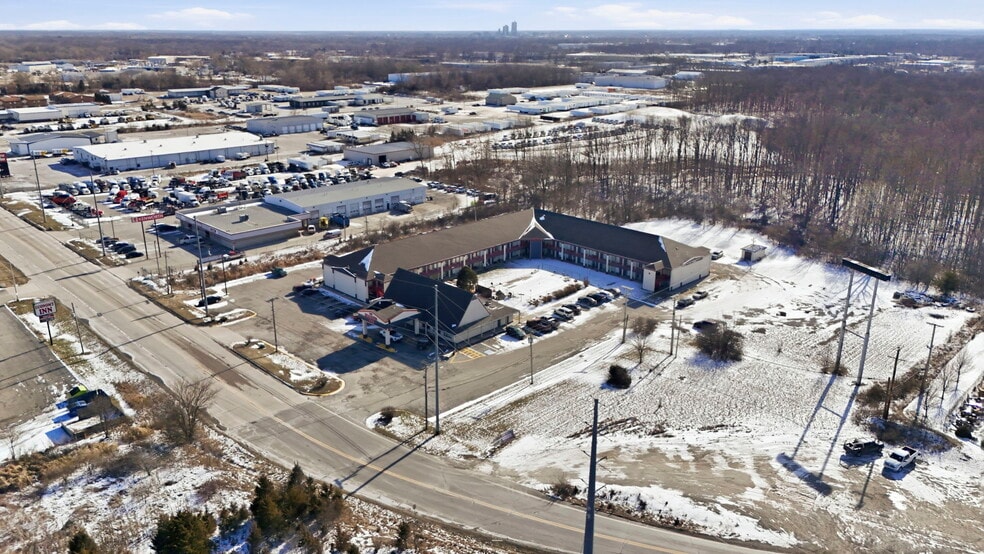 More Photos Of 3527 W Coliseum Blvd, Fort Wayne Hotel For Sale