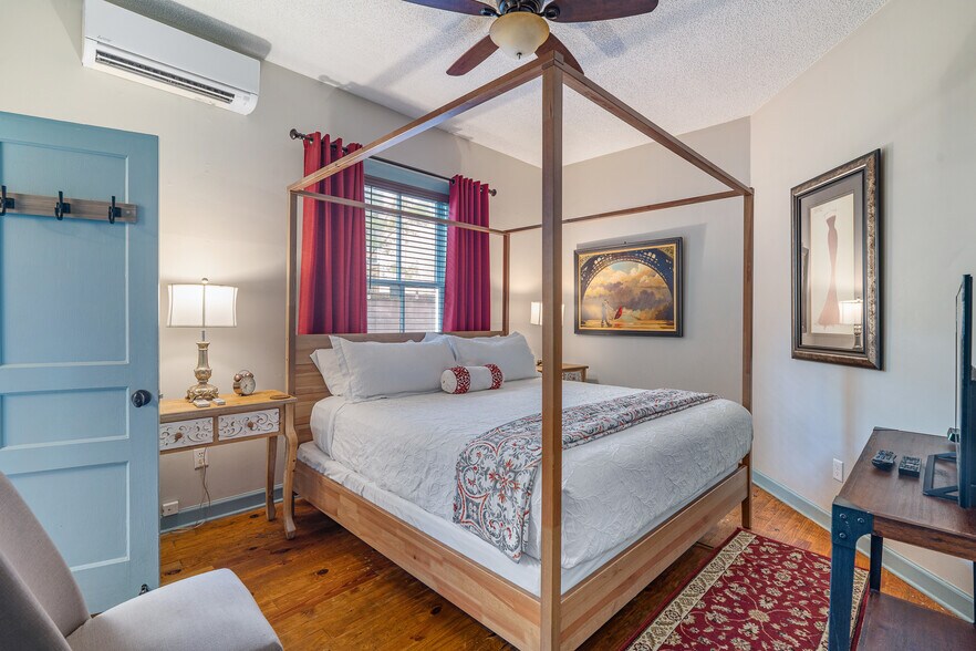 More Photos Of 44 Spanish St, Saint Augustine Hotel For Sale
