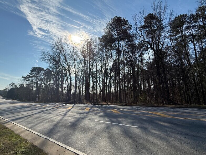 Primary Photo Of 6381 Covington hwy, Lithonia Land For Sale