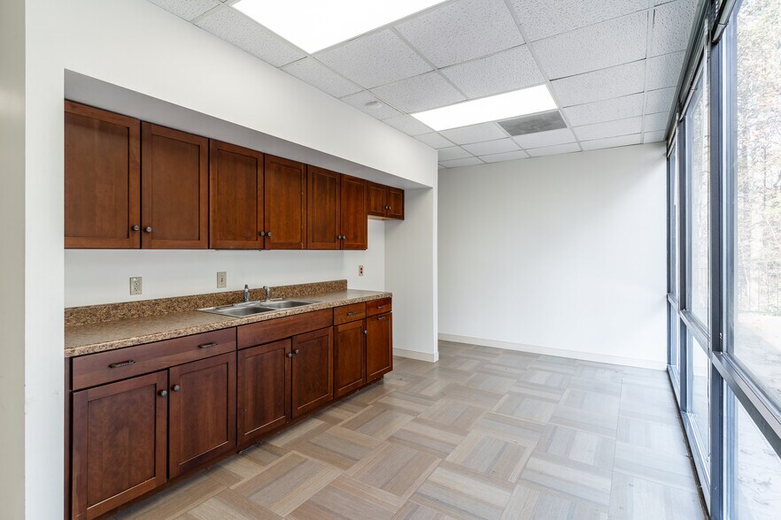 More Photos Of 11420 Johns Creek Pky, Duluth Office For Lease