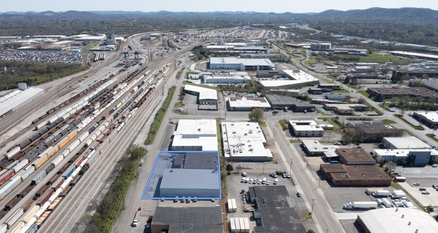 More Photos Of 2949 Armory Dr, Nashville Distribution For Lease