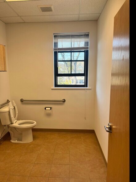 More Photos Of 70 Park St, Montclair Medical For Lease