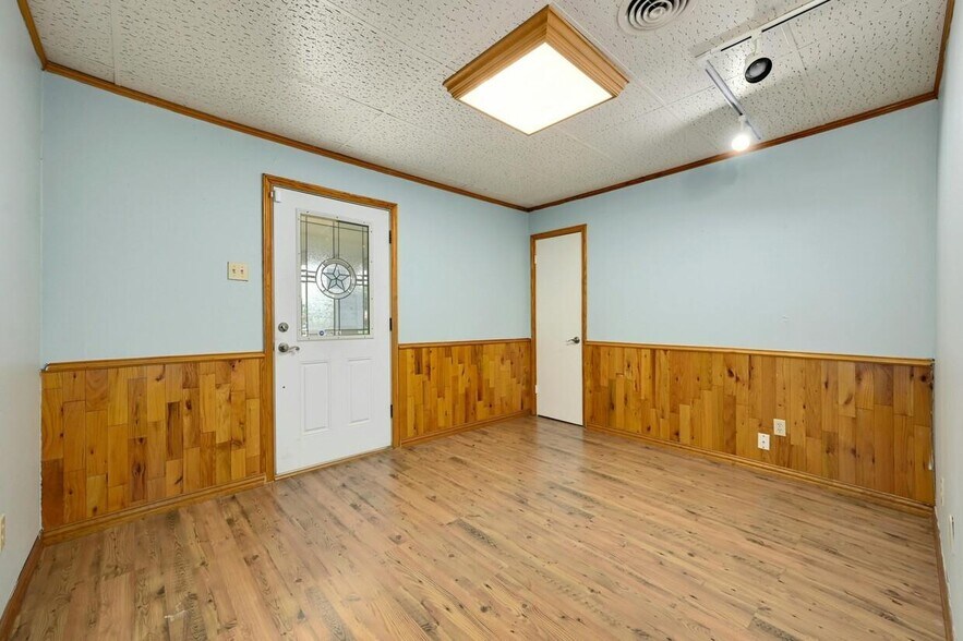 More Photos Of 508 Fm-1460, Georgetown Office For Lease