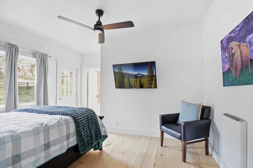 More Photos Of 1636 Lakemoor Dr, Florissant Specialty For Sale