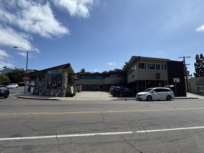 More Photos Of 3675-3683 Voltaire St, San Diego Freestanding For Lease
