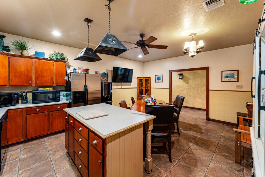 More Photos Of 23111 FM 1462 Rd, Damon Land For Sale