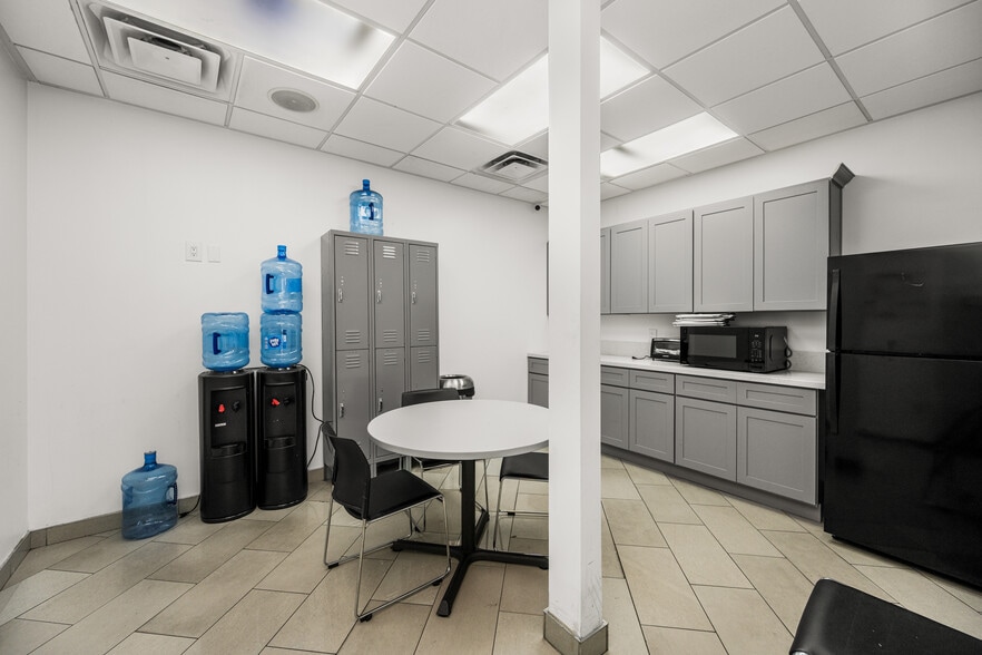 More Photos Of 1201 W Holt Blvd, Ontario Auto Dealership For Sale