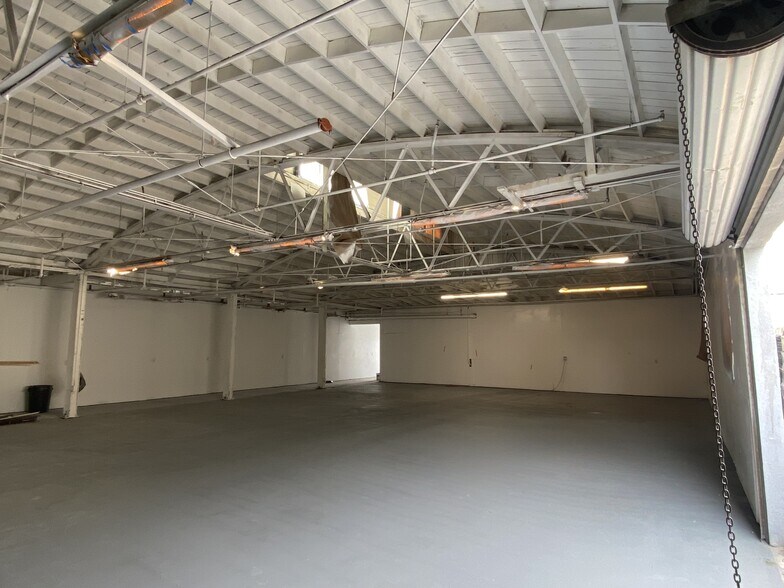 More Photos Of 424-432 S I St, San Bernardino Warehouse For Sale