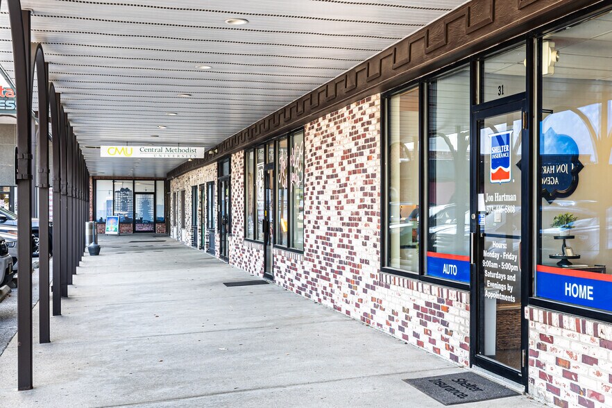 More Photos Of 1400 Forum Blvd, Columbia Unknown For Lease