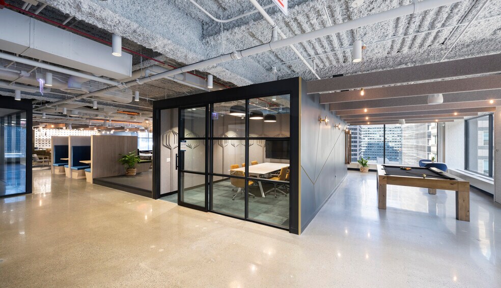 More Photos Of 230 W Monroe St, Chicago Office For Lease