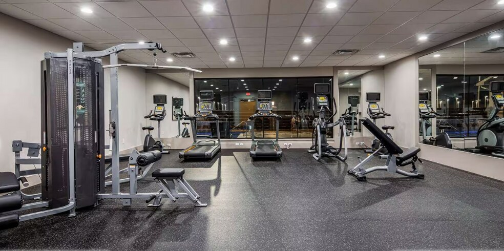 More Photos Of 1549 Westborough Dr, Katy Hotel For Sale