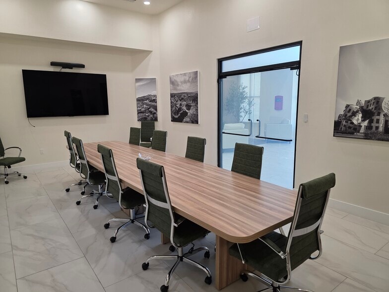 More Photos Of 9525 Hillwood Dr, Las Vegas Office For Lease