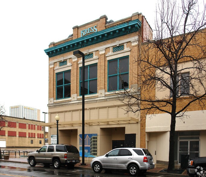 More Photos Of 613 Austin Ave, Waco Storefront Retail Office For Sale