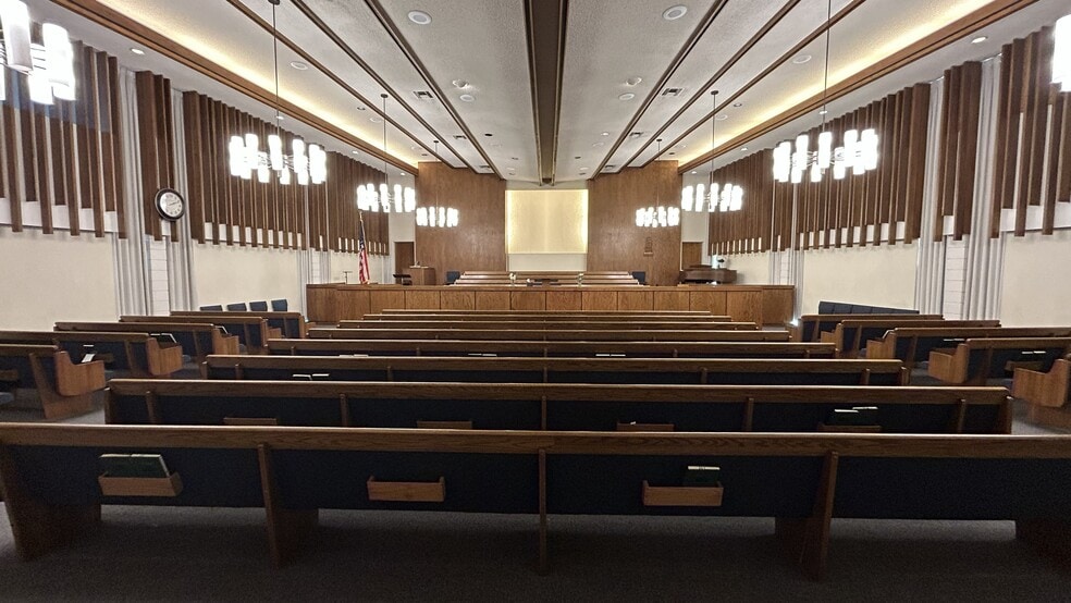 More Photos Of 14801 Osage Ave, Lawndale Specialty For Sale