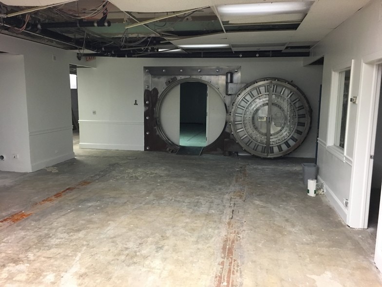 More Photos Of 18 Marietta St NW, Atlanta Office For Lease