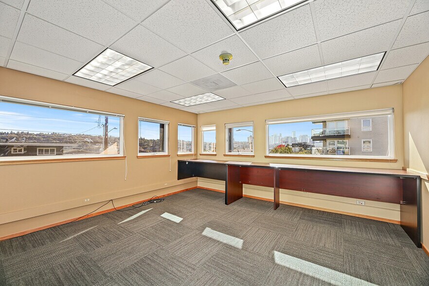 More Photos Of 1749-1751 Dexter Ave N, Seattle Medical For Lease