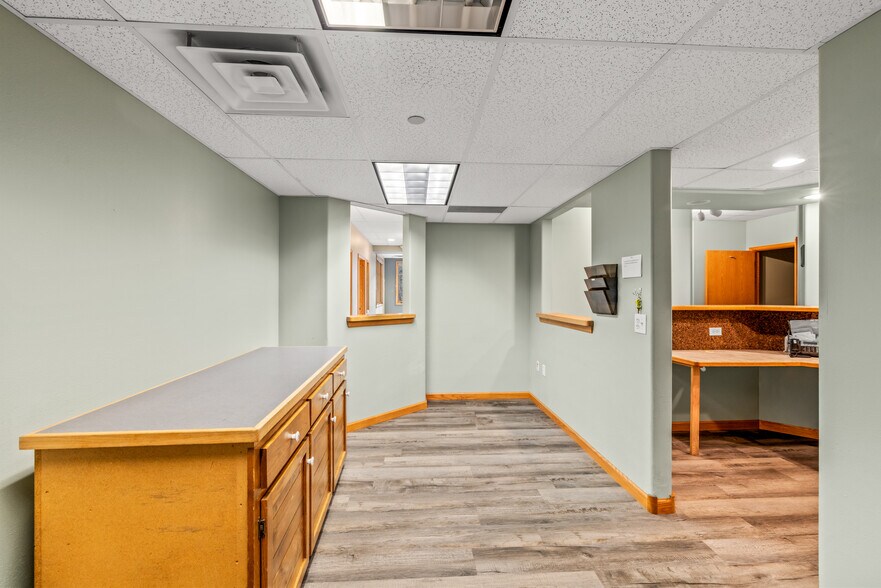 More Photos Of 505 Anglers Dr, Steamboat Springs Medical For Lease