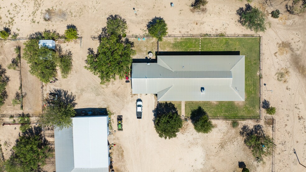 More Photos Of Rocking DC4 Ranch, Del Rio Land For Sale