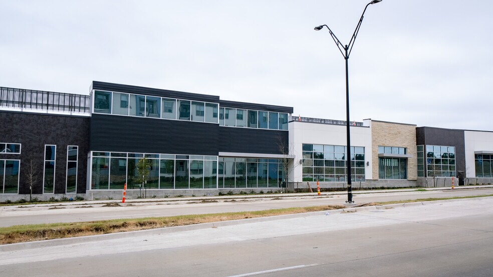 More Photos Of 3115 Bunker Hill Rd, Sachse Storefront For Lease