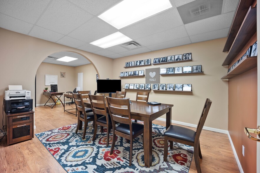 More Photos Of 5785 N Union Blvd, Colorado Springs Office For Lease