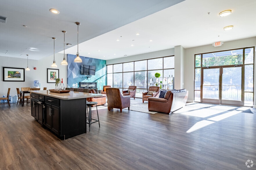 More Photos Of 110 S 2nd St, Loveland Apartments For Lease
