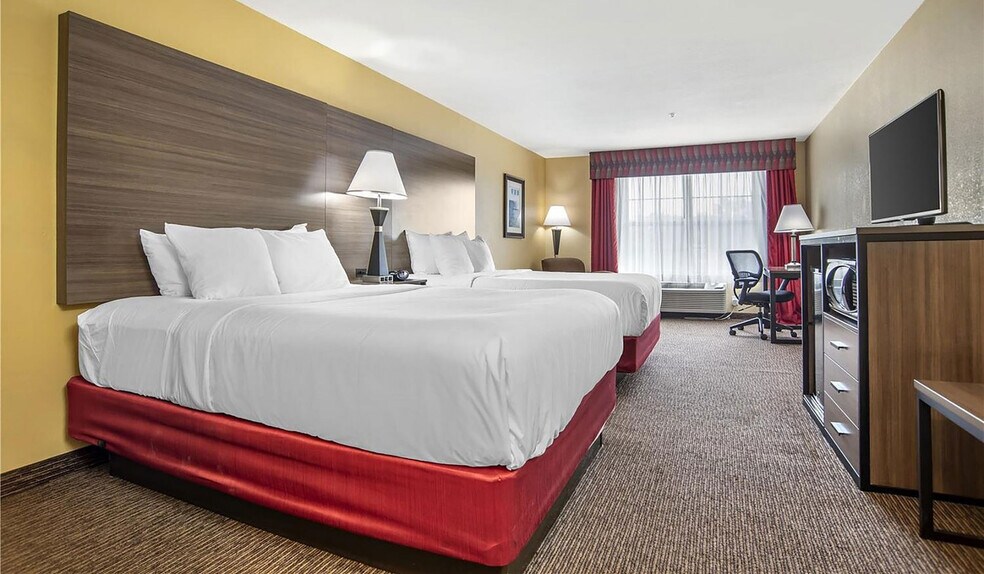 More Photos Of 5041 Academy Ln, Bessemer Hotel For Sale