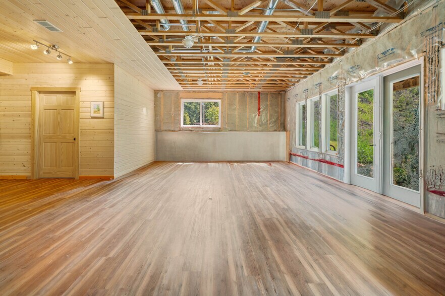 More Photos Of 53309A Range Road 65, Parkland County Specialty For Sale