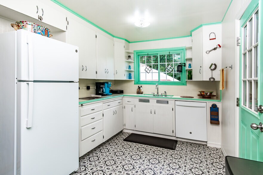 More Photos Of 236 SE Stephens St, Roseburg Hospitality For Sale