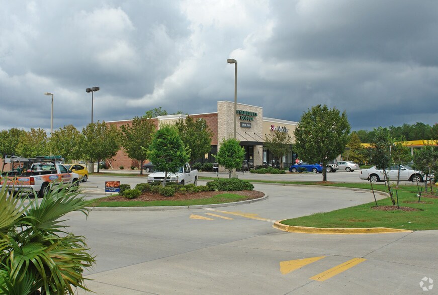 More Photos Of 179 Northshore Blvd, Slidell Freestanding For Lease