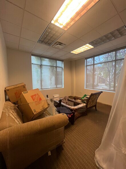 More Photos Of 1731 Third St, Norco Medical For Lease