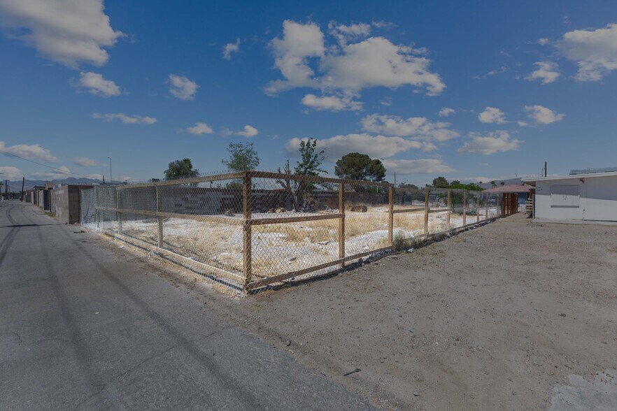 More Photos Of 407 Harrison Ave, Las Vegas Land For Sale