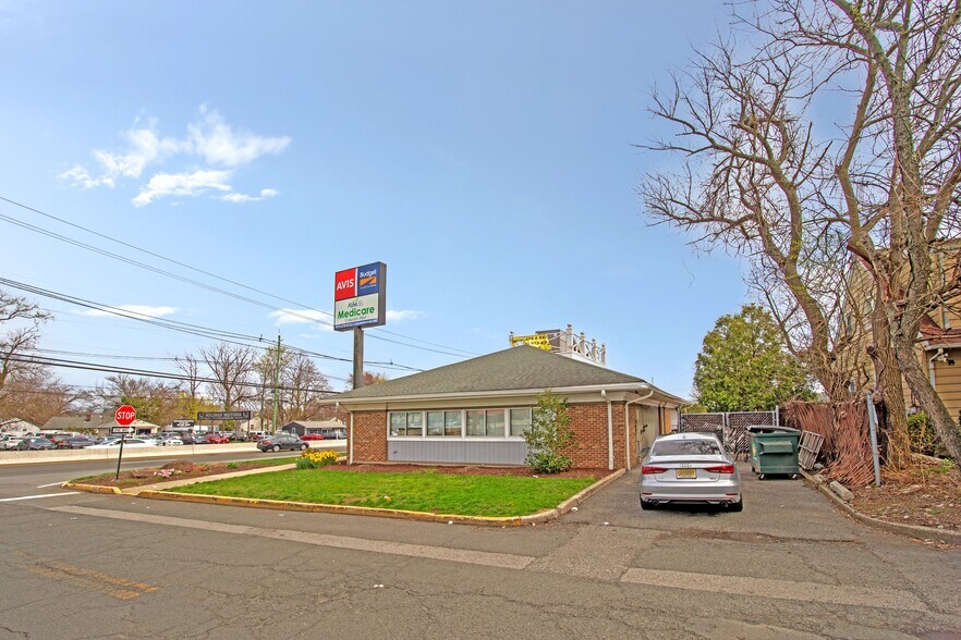 More Photos Of 160 US Highway 46 E, Lodi Storefront For Sale