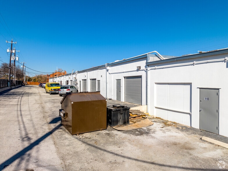 More Photos Of 2411 NE Loop 410, San Antonio Research And Development For Lease