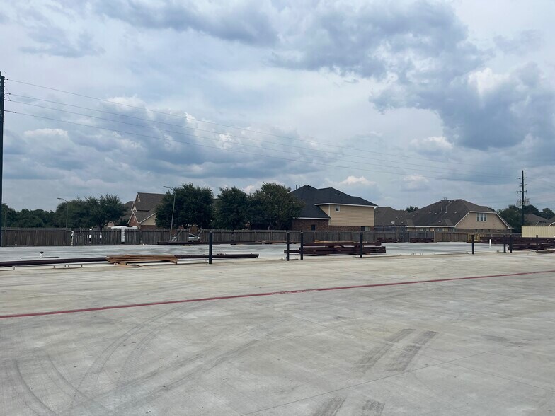 More Photos Of 5111 Spring Stuebner Rd, Spring Unknown For Sale