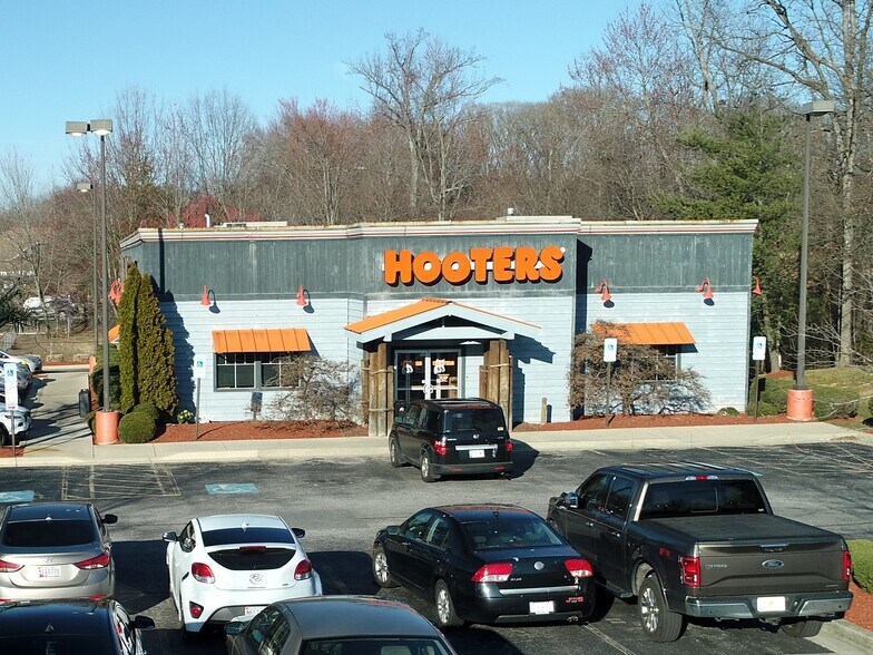More Photos Of 3600 Crain Hwy, Waldorf Restaurant For Lease