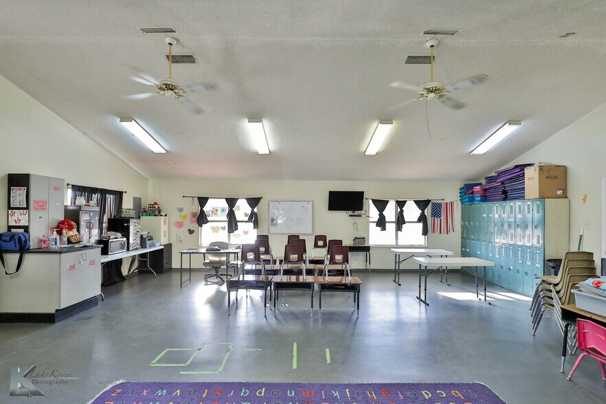 More Photos Of 6000 Buffalo Gap Rd, Abilene Daycare Center For Sale