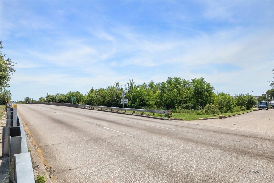 Primary Photo Of Beltway-8 and Veterans Memorial, Houston Land For Sale