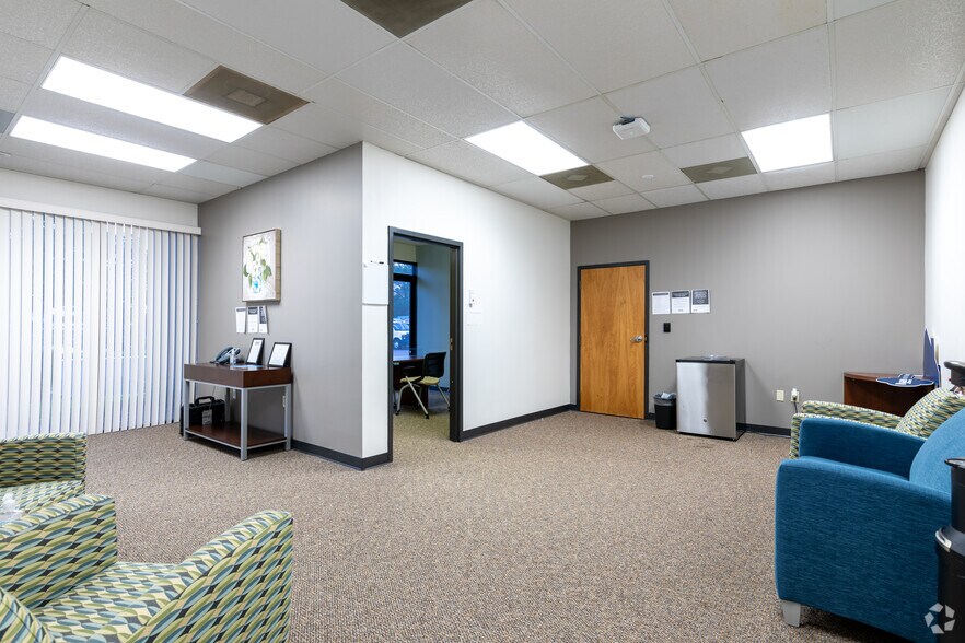 More Photos Of 4303 Vineland Rd, Orlando Unknown For Lease