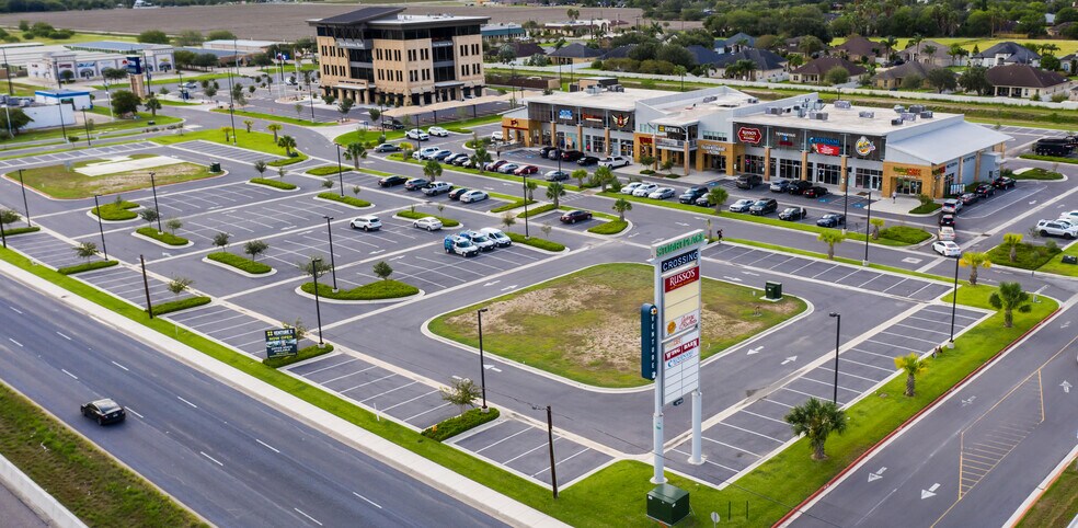 More Photos Of 6710 W Expressway 83, Harlingen Unknown For Lease