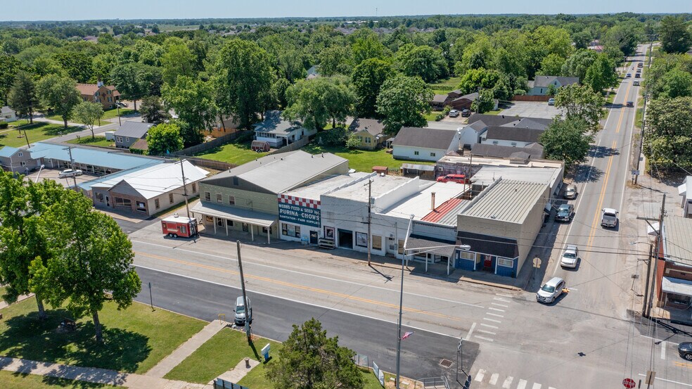 More Photos Of 209-215 E Pickens Rd, Pea Ridge General Retail For Sale