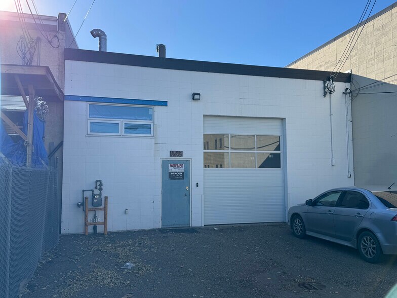 More Photos Of 10012 79 Av NW, Edmonton Office For Sale