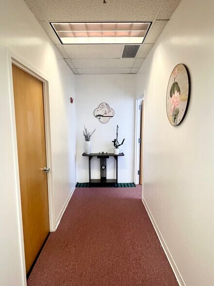More Photos Of 2500 Marcus Ave, Lake Success Service For Lease