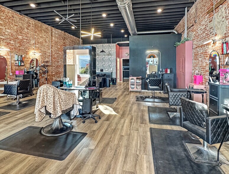 More Photos Of 206 Lafayette St, Washington General Retail For Sale