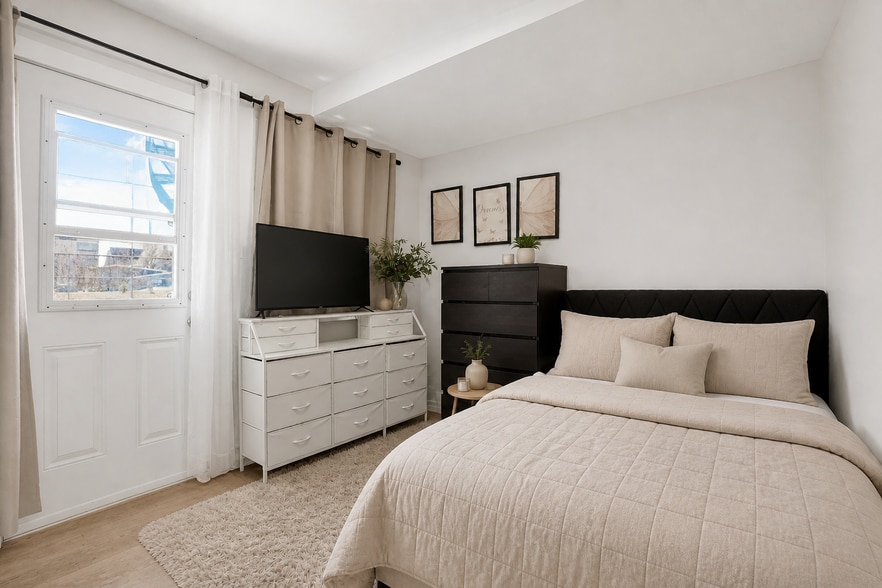 More Photos Of 2278-2296 Av Bourbonnière, Montréal Apartments For Sale