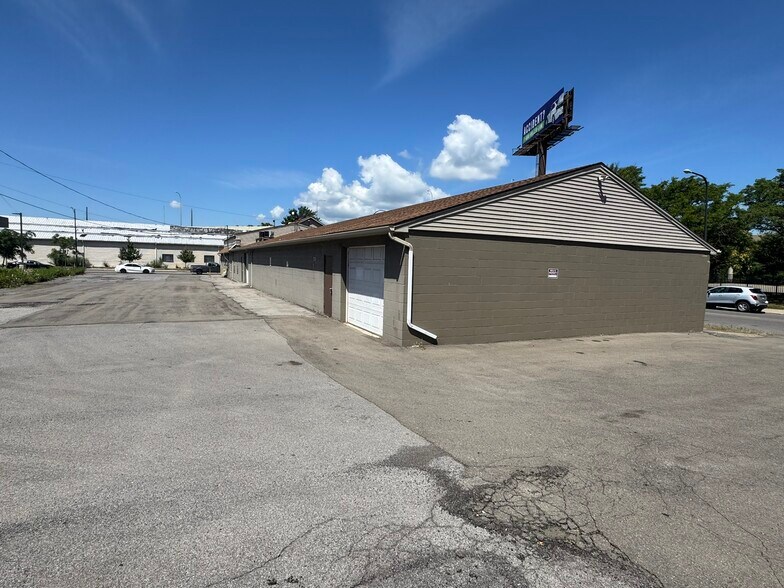 More Photos Of 1583 Niagara St, Buffalo Freestanding For Sale