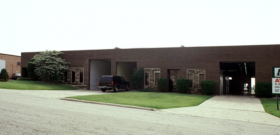 More Photos Of 2121-2125 Hammond Dr, Schaumburg Warehouse For Sale